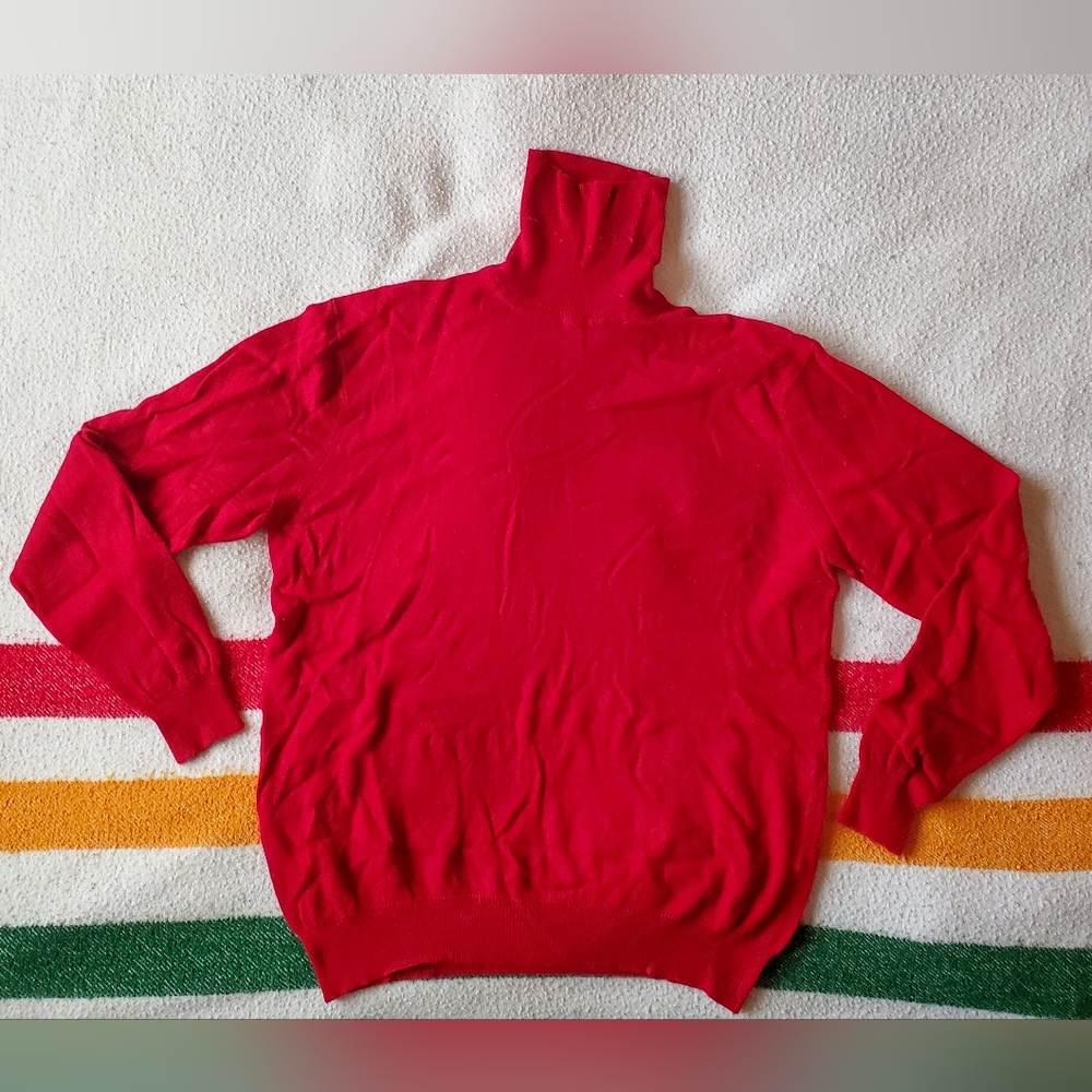 Jolly Vintage Cashmere Turtleneck